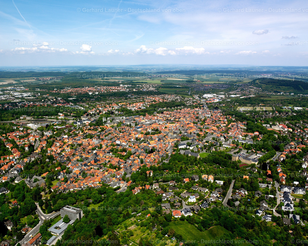 2638384 | GOSLAR GEORGENBERG 09.06.2006 Stadtrand und Außenbezirks- Wohngebiete  in Georgenberg im Bundesland Niedersachsen, Deutschland // Outskirts residential  in Georgenberg in the state Lower Saxony, Germany Foto: Gerhard Launer