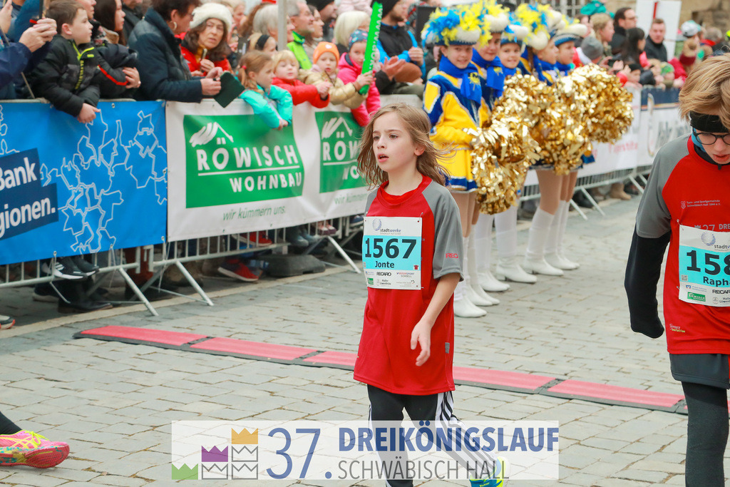 Stadtwerke Jugendlauf 1700m | 3 Koenigslauf 2023 - Realisiert mit Pictrs.com