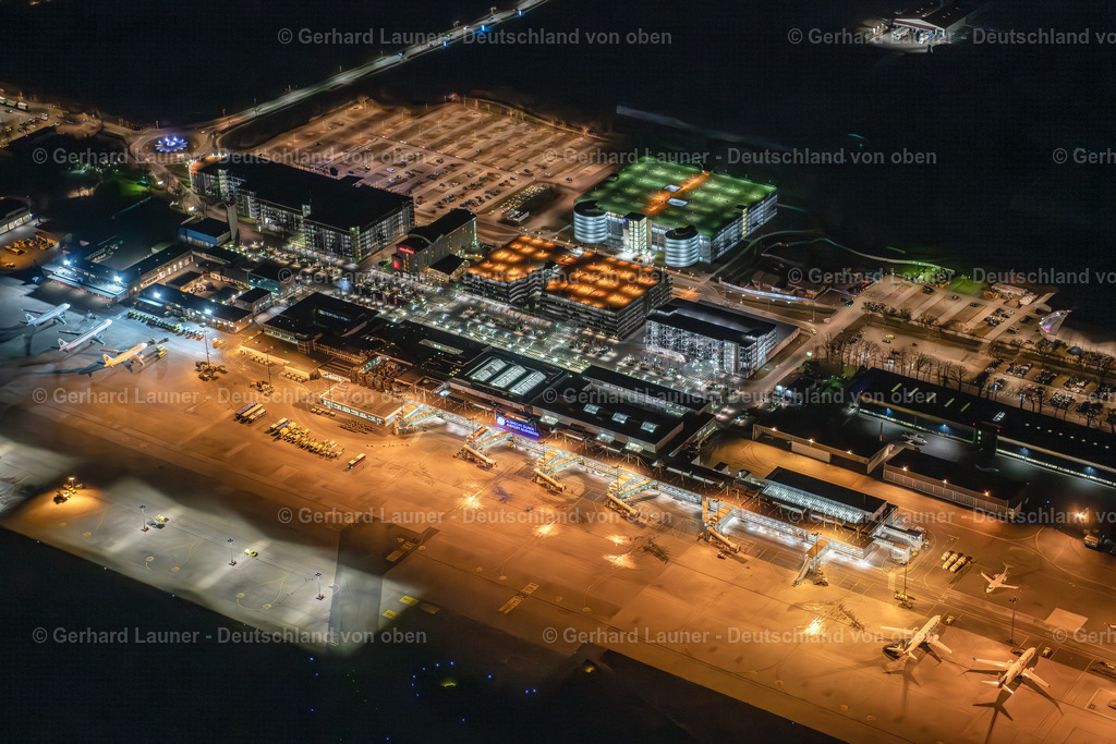 3901650 | Albrecht-Dürer-Flughafen, Nürnberg, Nachtaufnahme