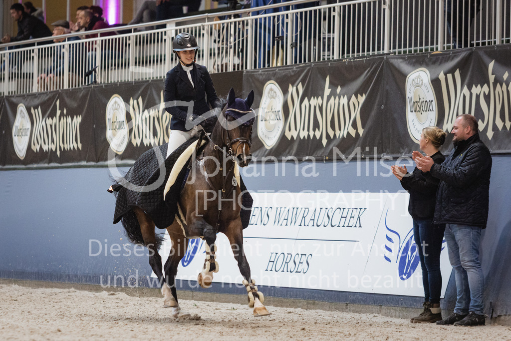 221023_Warstein_S1-Spr-339 | Deine schönsten Turniermomente als professionelle Fotos! Entdecke hochwertige Pferdesport-Fotografie im Online-Shop. Jetzt Fotos finden & bestellen!