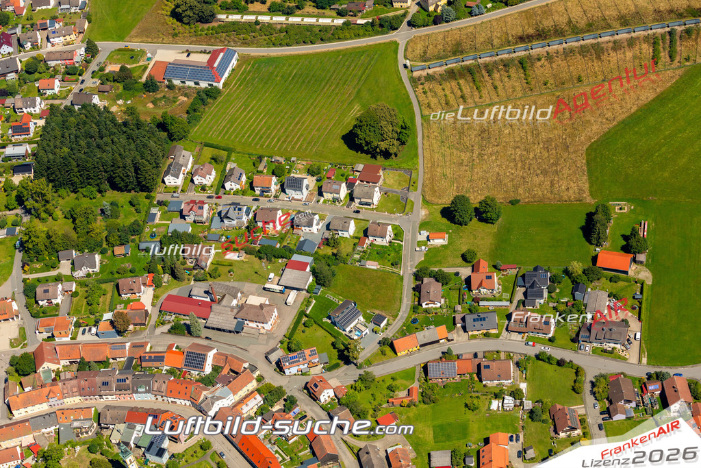 Das Luftbild zeigt :  Pleystein - Die Luftaufnahme wurde 2023 vom UL-Flugzeug aus erstellt ( keine Drohne ) - Hochauflösende Luftaufnahme - Für grossformatige Ausdrucke geeignet. Die Geschenkidee !Mit Lizenz und Bildrechte bestellbar