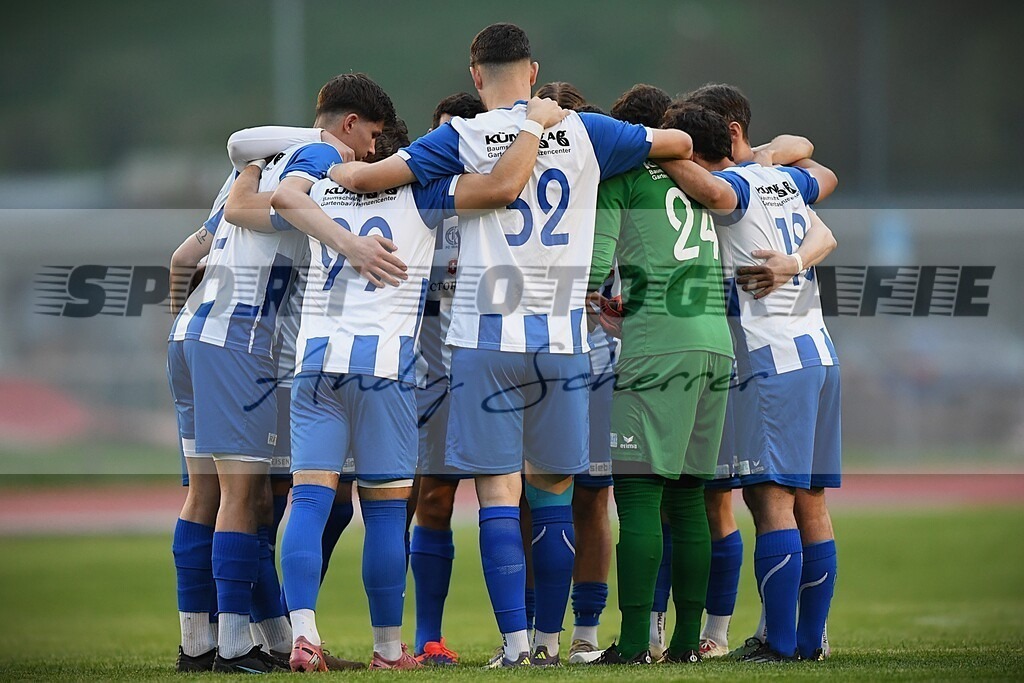 aDSC_1626 | Kaufen Sie Sportbilder im Onlineshop von Andy Scherrer Sportfotografie. Faszinierende Bilder von Sportevents aus der ganzen Schweiz. Fussball, Frauenfussball, Unihockey, Handball, Schwingen und weiteren Sportarten. - Realisiert mit Pictrs.com
