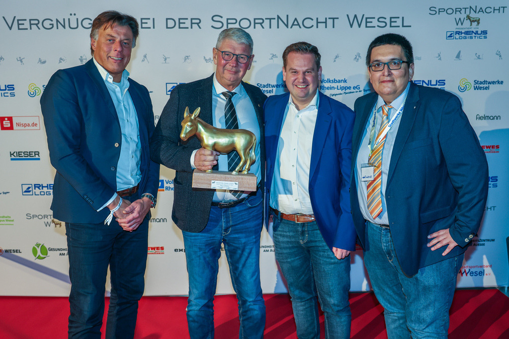 top-top.de250214-255 | Die 3. Weseler SportNacht, die große Sportgala mit Ehrungen der Weseler Sportler des Jahres 2024 findet am Freitag, den 14.02.2025 im Festzelt an der Rheinpromenade statt.Foto: Erwin Pottgiesser