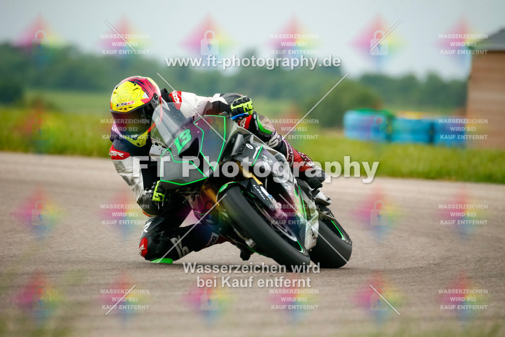 _MOT2192 | Hier findet Ihr Bilder von Touristenfahrten auf der Nürburgring Nordschleife oder von anderen Veranstaltungen die ich besucht habe. Viel Spass beim Durch Schauen 