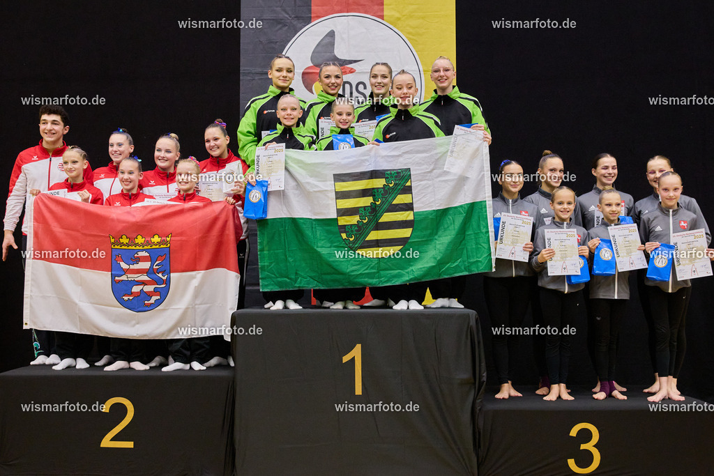 251101_siegerehrung_03 | wismarfoto.de - Realisiert mit Pictrs.com