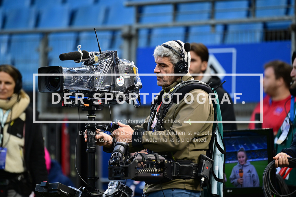 Fußball I Frauen I Saison 2025-2026 I Bundesliga I 8. Spieltag I Hamburger SV - Eintracht Frankfurt I 26669 | Der Sportfotograf. - Realisiert mit Pictrs.com