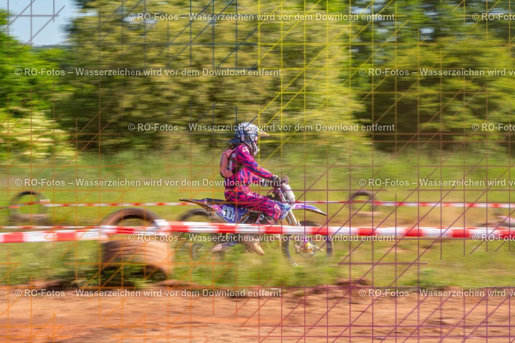 Wolfshausen 1 Lauf -522 | Sportfotografie von RO-Fotos: Motorsport, Motocross, Enduro, Laufveranstaltungen und Triathlon. Professionelle Fotos von Sportlern und Events. - Realisiert mit Pictrs.com