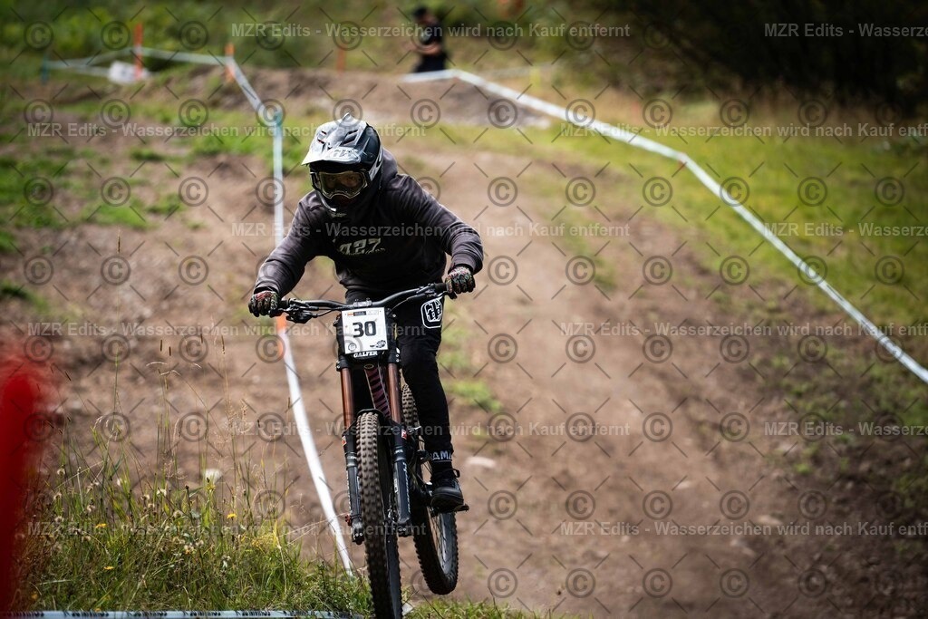 x-083 | mzredits - Realisiert mit Pictrs.com