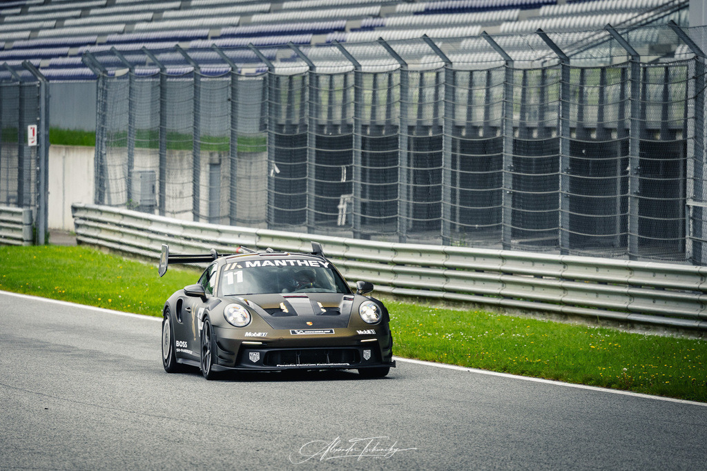 R6PZ0866 _Alexander Tschuncky | Entdecken Sie die faszinierende Welt von Alexander Tschuncky Arts: Kreative Fotografie, atemberaubende Automobilkunst und hochwertiger Bilderdruck. Lassen Sie sich inspirieren! - Realisiert mit Pictrs.com