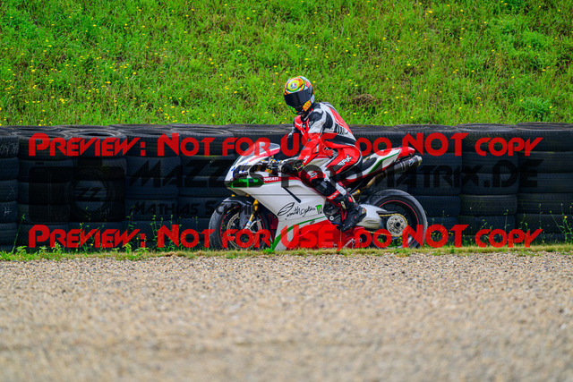 MaZZes_FotoMatrix_240724_6007705_4369 | BLAU