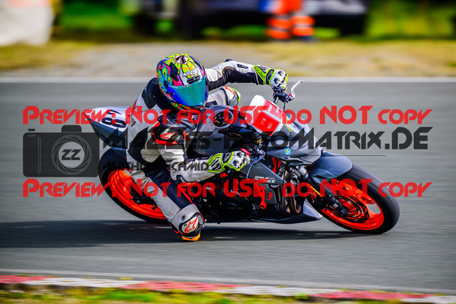 MaZZes_FotoMatrix_240726_6021986_3059 | TWIN