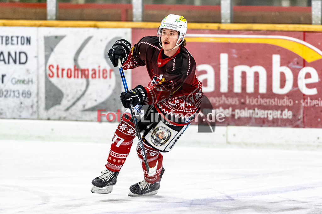 Bayernliga Eishockey, TSV Peißenberg Miners gegen den ERV Schweinfurt am 11.12.22 in Peißenberg | Bayernliga Eishockey, TSV Peißenberg Miners gegen den ERV Schweinfurt am 11.12.22 in Peißenberg