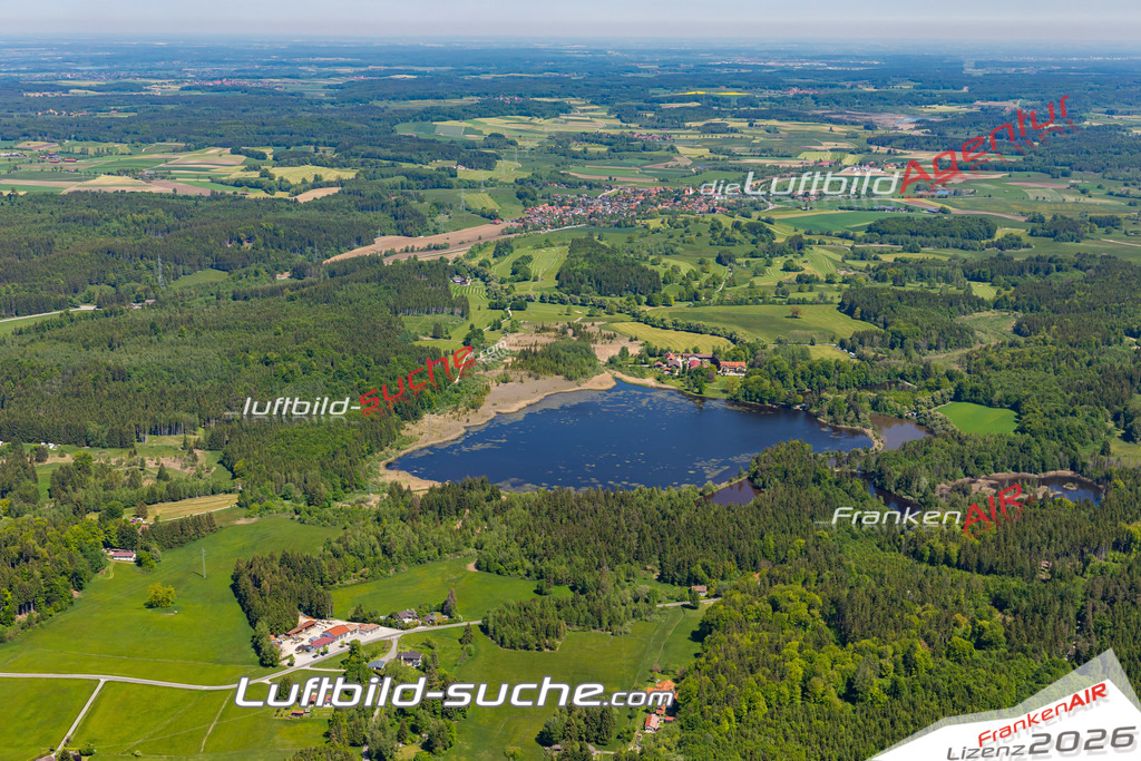 Aktuelles Luftbild von deixlfurtersee Tutzing - Die Luftaufnahme wurde 2021 mittels UL-Flugzeug erstellt ( keine Drohne ) - hochauflösende Kamera-Systeme von  Canon -Beste Qualität - Für grossformatige Ausdrucke geeignet. Die Geschenkidee !