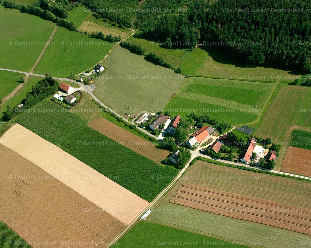 2403587 | Online-Shop für Luftbilder aus Deutschland. Seit über 45 Jahren baut Gerhard Launer das Luftbildarchiv mit unterschiedlichsten Themen stetig weiter aus.