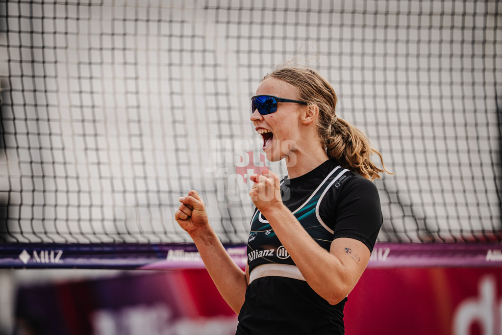 Beachvolleyball | Frauen | Allianz German Beach Tour 2025 | Tourstop Berlin | 22.08.2025 | Josefine Schäkel jubelt