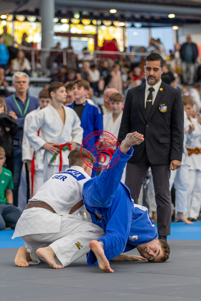 Internationaler Adler Cup 2024 | Foto vom Internationalen Adler Cup Judo Turnier im Sport- und Freizeitzentrum Kalbach im Oktober 2024 - Realisiert mit Pictrs.com