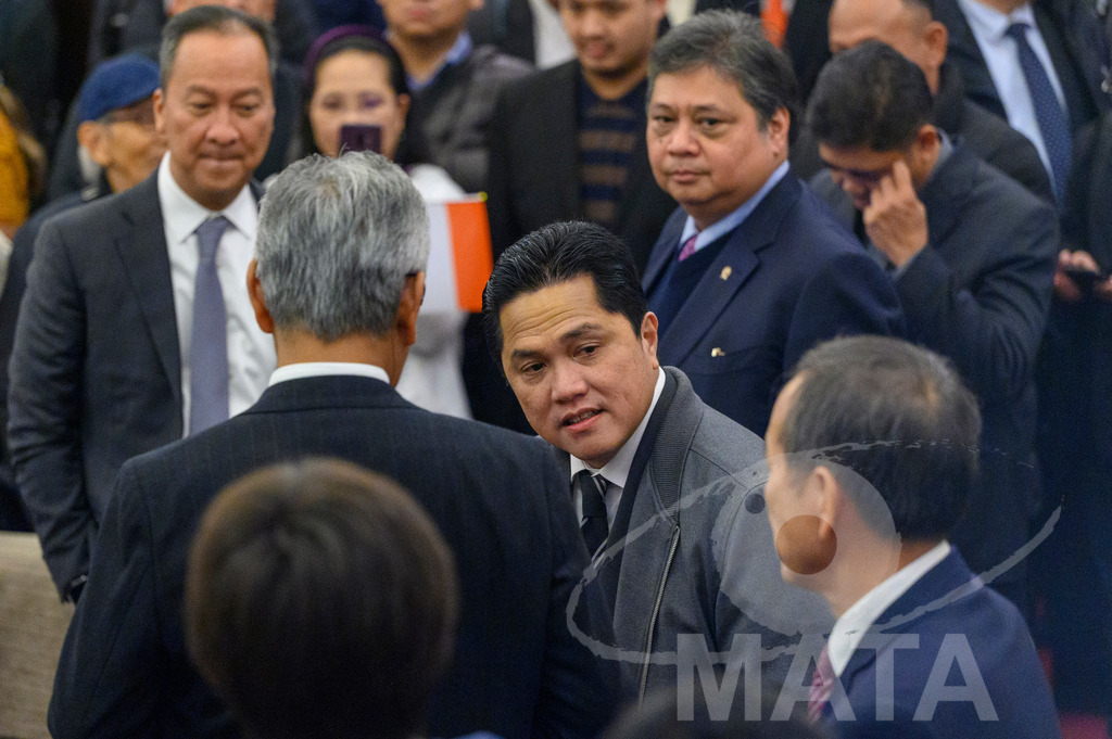 _DWA5554 | Welcoming Jokowi Widodo's arrival by the Indonesian people at Kastens Luisenhof Hotel in the context of the opening of Hannover Messe with Indonesia as Country Partner. Hannover, 15.04.2023 - Realisiert mit Pictrs.com