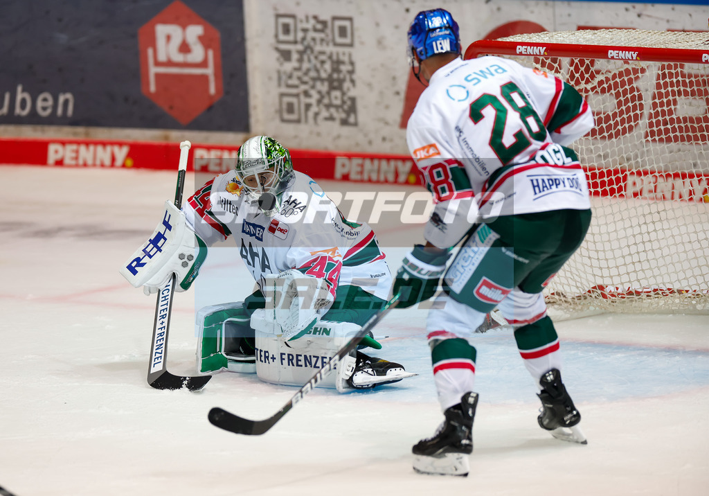 Iserlohn Roosters - Augsburger Panther | Dennis Endras #44 (Augsburger Panther)
DEL: Iserlohn Roosters - Augsburger Panther - Realisiert mit Pictrs.com