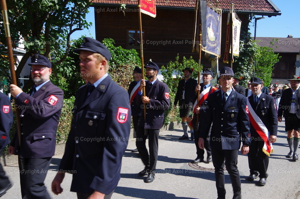 IMGP5656 | fotografiert von Axel PollmannLeonhardi Wallfahrt Benediktbeuern und Murnau, Fronleichnam, Fasching, Landschaft im Loisachtal und Benediktbeuern  - Realisiert mit Pictrs.com