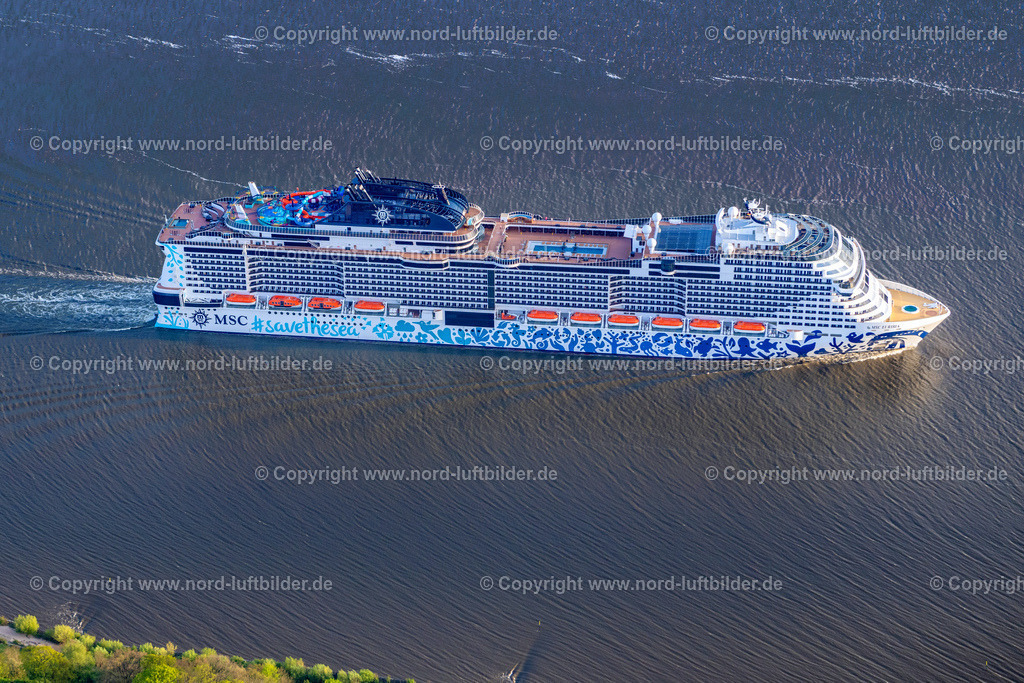 Hamburg_Elbe_Kreuzfahrtschiff_MSC_Euribia_ELS_1578140424 | SCHULAU 14.04.2024 Kreuzfahrt- Passagier- und Fahrgast- Schiff " MSC Euribia " in Fahrt auf der Elbe in Schulau im Bundesland Schleswig-Holstein, Deutschland. Weiterführende Informationen bei: MSC Cruises S.A.,. // Cruise passenger and passenger ship "MSC Euribia" sailing on the Elbe in Schulau in the federal state of Schleswig-Holstein, Germany. Further information at: MSC Cruises S.A.,. Foto: Martin Elsen