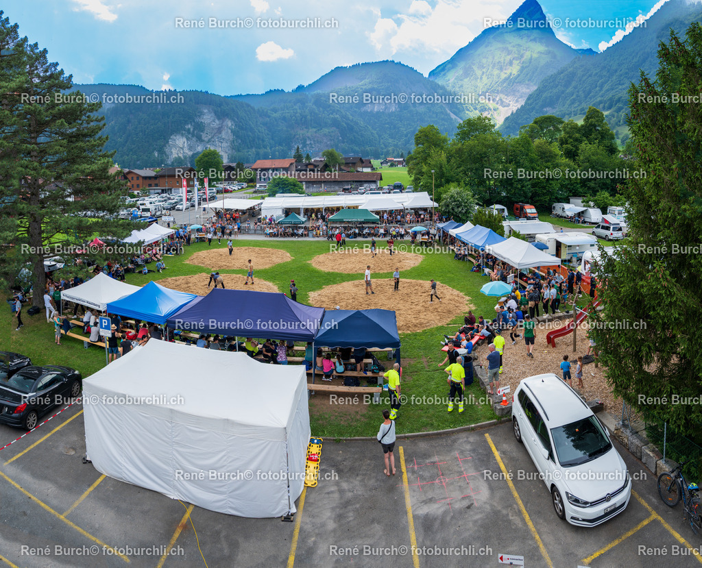 BR_07768-Pano | René Burch leidenschaftlicher Fotograf aus Kerns in Obwalden.  Hier finden sie Sport, Landschaft und Natur Fotografie.
 - Realisiert mit Pictrs.com