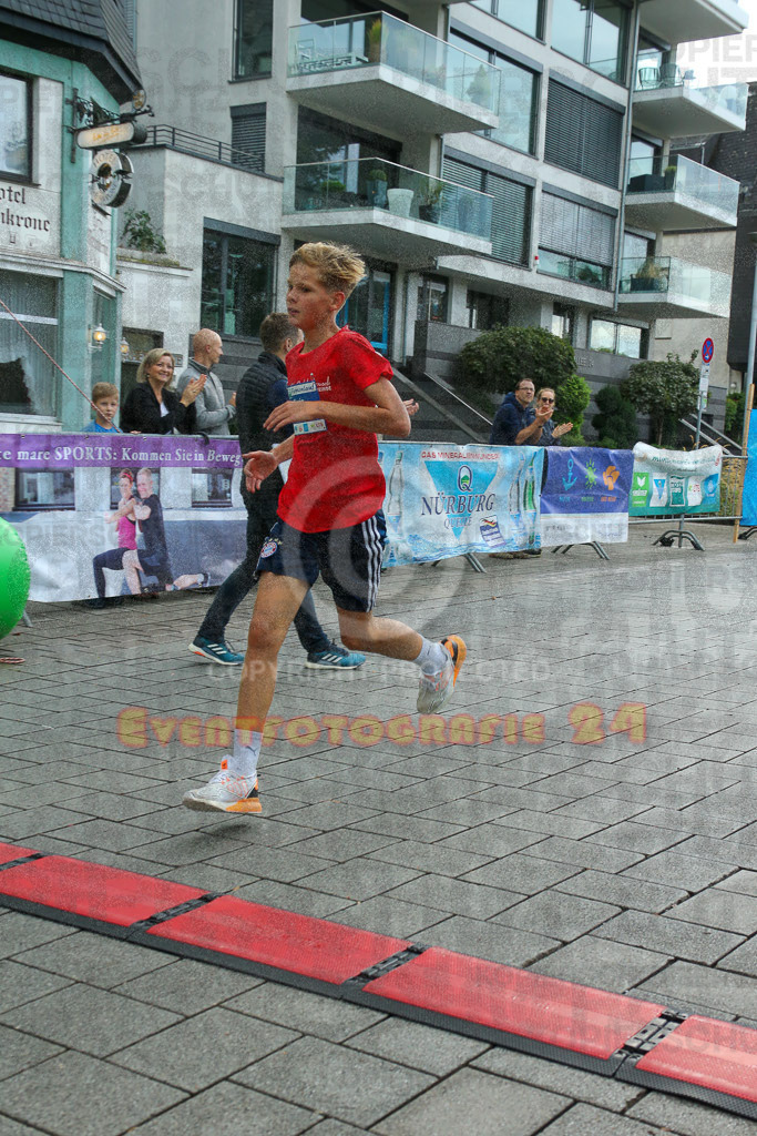220909_1653_EX1_9800 | Sportfotografie im Rhein-Sieg Kreis, Köln, Bonn, NRW, Rheinland Pfalz, Hessen, etc. Unser Tätigkeitsfeld umfasst den Laufsport vom Volkslauf über den Marathon, Duathlon, Triathon bis zum Ultralauf wie Kölnpfad Ultra oder Schindertrail.