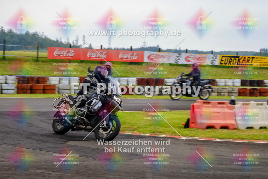 OBK-5233 | Hier findet Ihr Bilder von Touristenfahrten auf der Nürburgring Nordschleife oder von anderen Veranstaltungen die ich besucht habe. Viel Spass beim Durch Schauen 