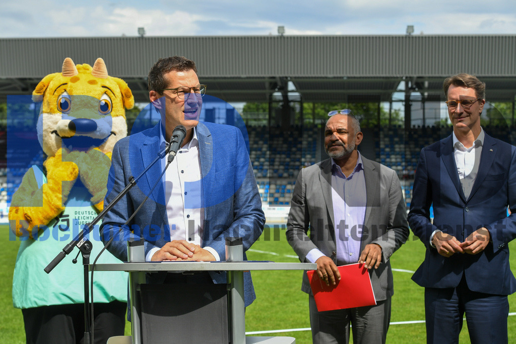 CSC_EROLOH20250712-6 | bond - Realisiert mit Pictrs.com