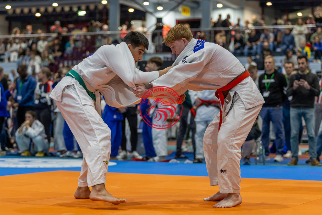 Internationaler Adler Cup 2024 | Foto vom Internationalen Adler Cup Judo Turnier im Sport- und Freizeitzentrum Kalbach im Oktober 2024 - Realisiert mit Pictrs.com