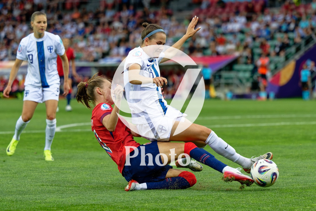 Norway v Finland - UEFA Women's EURO 2025 Group A | SION, SWITZERLAND - JULY 6: Caroline Graham Hansen of Norway (L) and Joanna Tynnila of Finland (R) fight for possession  during the UEFA Womens EURO 2025 Group A match between Norway and Finland at Stade de Tourbillon on July 6, 2025 in Sion, Switzerland. (Photo by Giuseppe Velletri/Sports Press Photo/Getty Images)