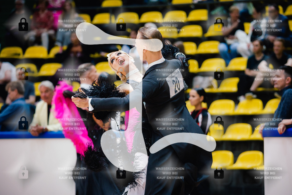 Hessen Tanzt WDSF International Open Standard 1st (20) Karolis Burneikis _ Fabien Lax (TSC Rot-Gold-Casino Nürnberg)-2025-05-17-9120 | Webshop for digital downloads and prints of dance sport, event & show photographer Julian Link - Realisiert mit Pictrs.com