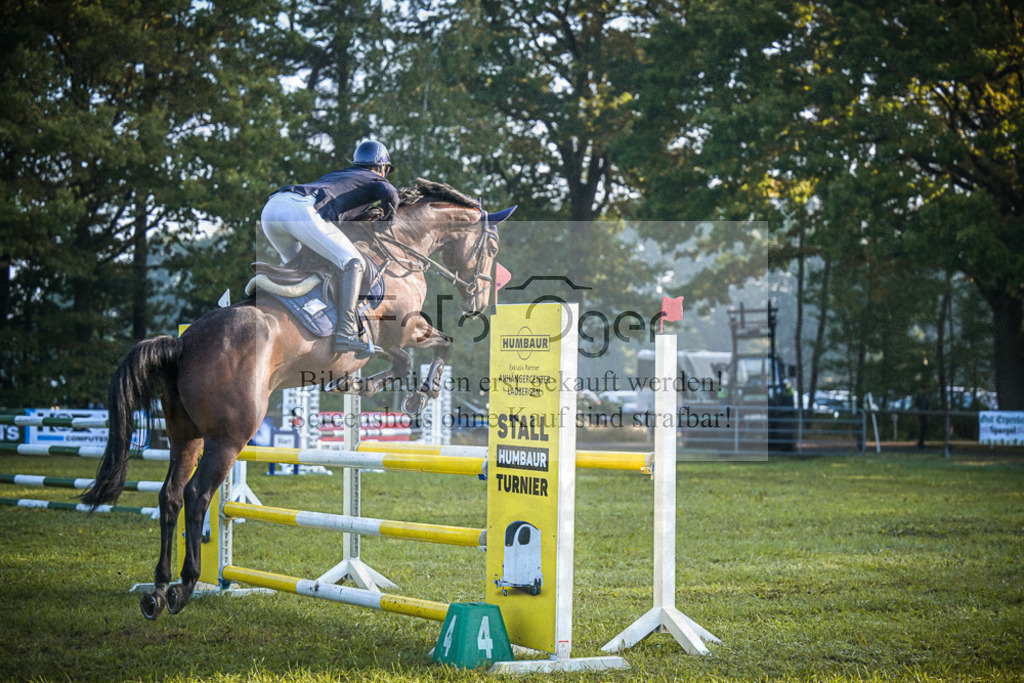 DOS_0735 | Entdecke hochwertige Reitturnierfotos von Foto Oger. Professionell, emotional und authentisch – jetzt Lieblingsmomente im Shop bestellen.Deutschlandweite Turnierfotografie. - Realisiert mit Pictrs.com