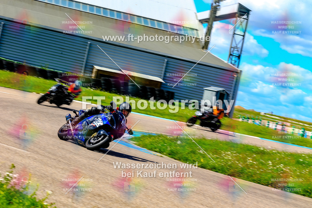 003-6180 | Hier findet Ihr Bilder von Touristenfahrten auf der Nürburgring Nordschleife oder von anderen Veranstaltungen die ich besucht habe. Viel Spass beim Durch Schauen 