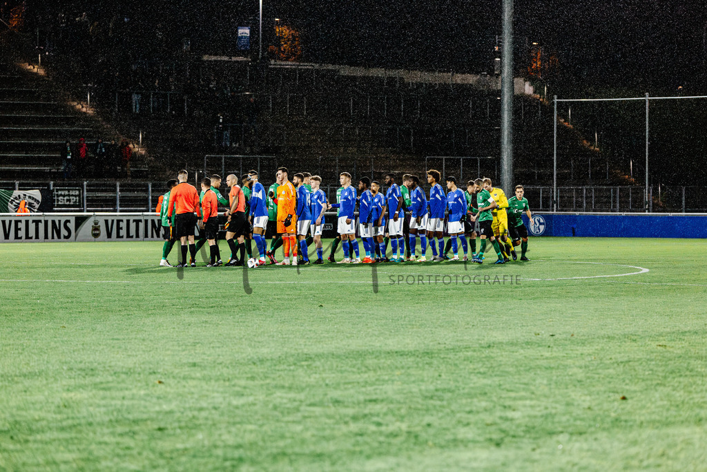 Regionalliga West, Saison 2022/2023, 10. Spieltag: FC Schalke 04 II - SC Preußen Münster | Regionalliga West, Saison 2022/2023, 10. Spieltag, FC Schalke 04 II empfängt SC Preußen Münster im Parkstadion in Gelsenkirchen. Foto: sportfotografie.ms | Markus Paletta - Realisiert mit Pictrs.com