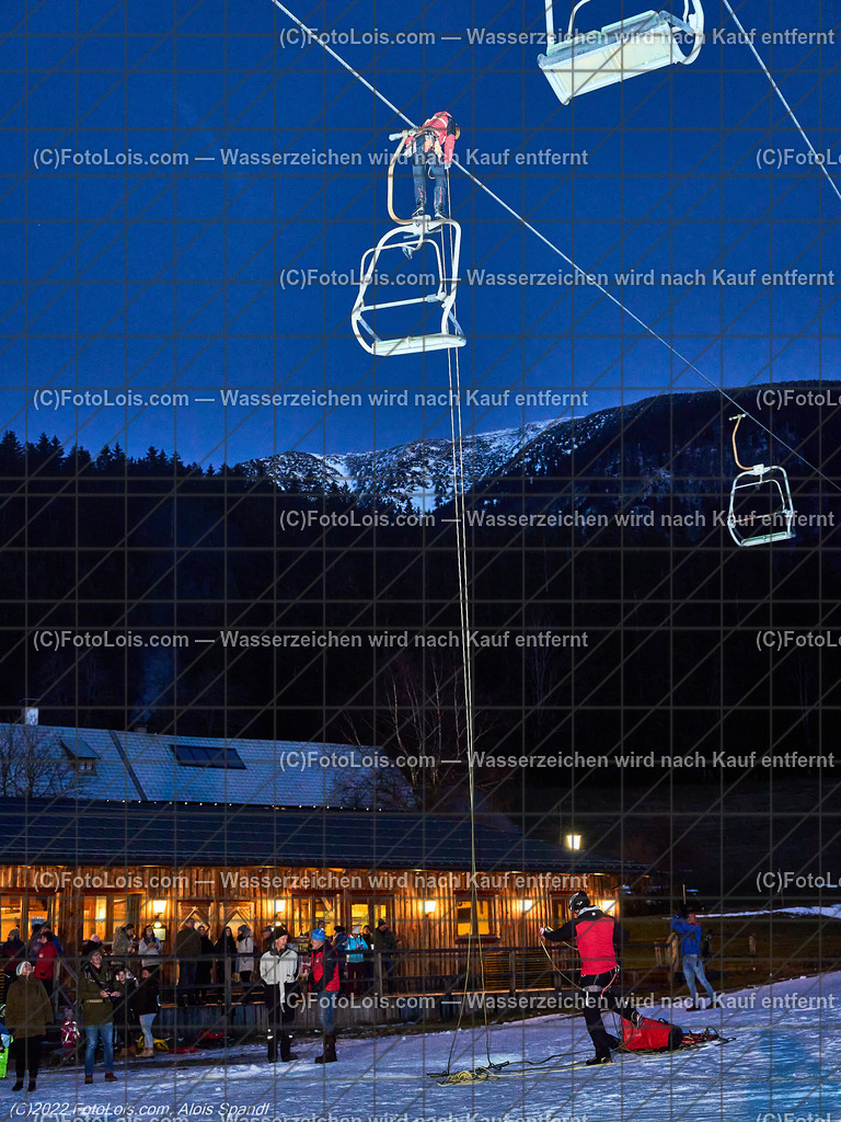 ALP0259_Liftbergeuebung_BRD-Lackenhof | (C)FotoLois.com, Alois Spandl, Liftbergeübung des Bergrettungsdienstes Lackenhof am Ötscherlift im Weitental, Mi 28. Dezember 2022.