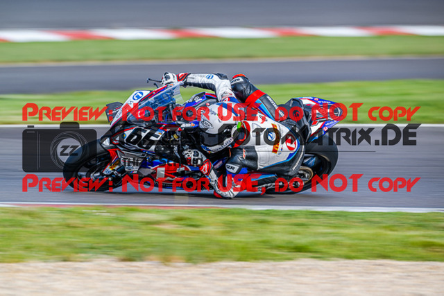 MaZZes_FotoMatrix_220506_93634 | Fotograf Mathias Schmid
Sportfotograf,
Eventfotograf,
Hochzeitsfotograf,
Portraitfotograf