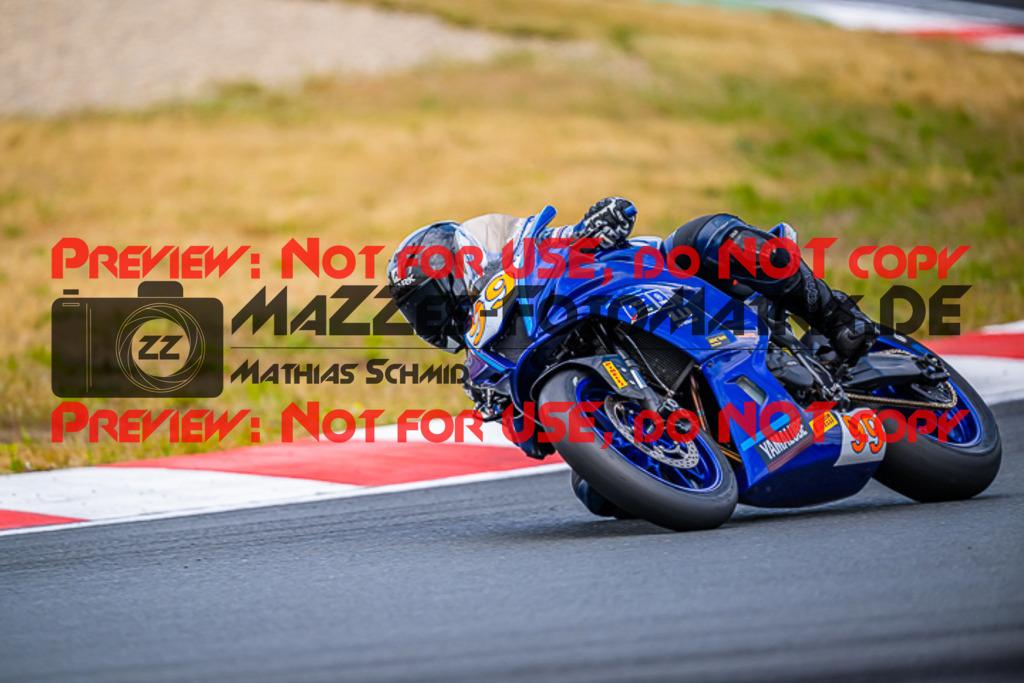 MaZZes_Fotomatrix_20230602_6007705_8316-2 | R7