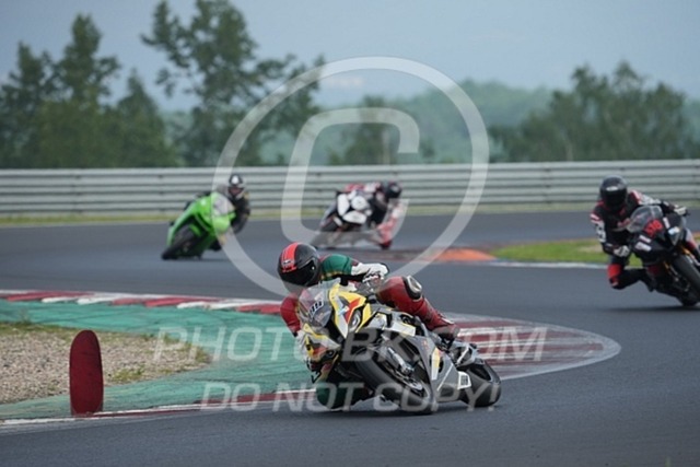 2024_05_26_PBK_32852 | Sportfotografie; SlowMotion; Video; Rennstrecke; Hafeneger; Speer; Racing; RSE; BMW; CBO; Trackday; Motorsportarena; Hockenheimring; Brno; Most; Barcelona; Valencia