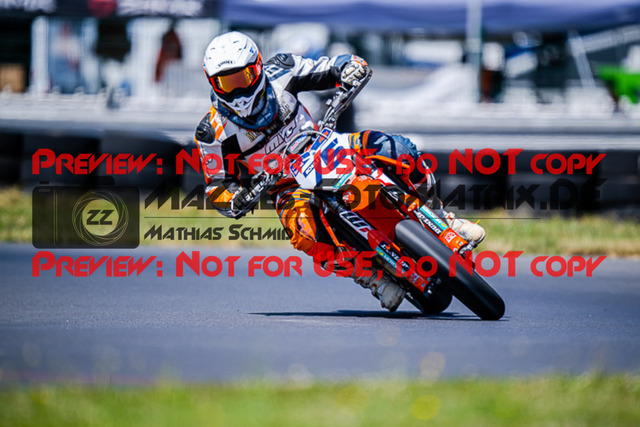 MaZZes_FotoMatrix_220703_2608 | UE40