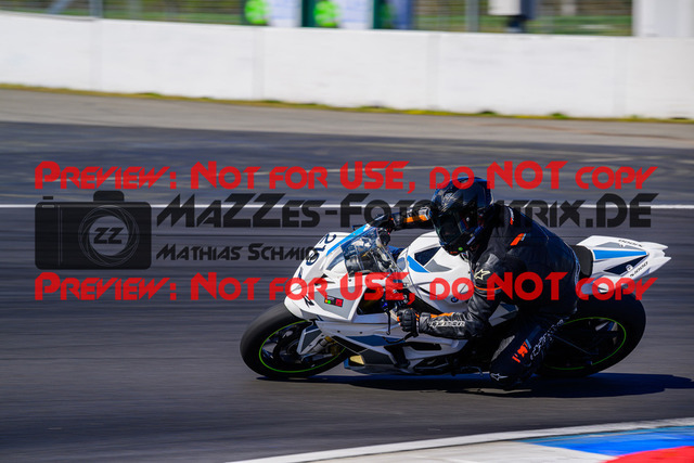 MaZZes_Fotomatrix_20250407_6021986_0627-2 | ROT