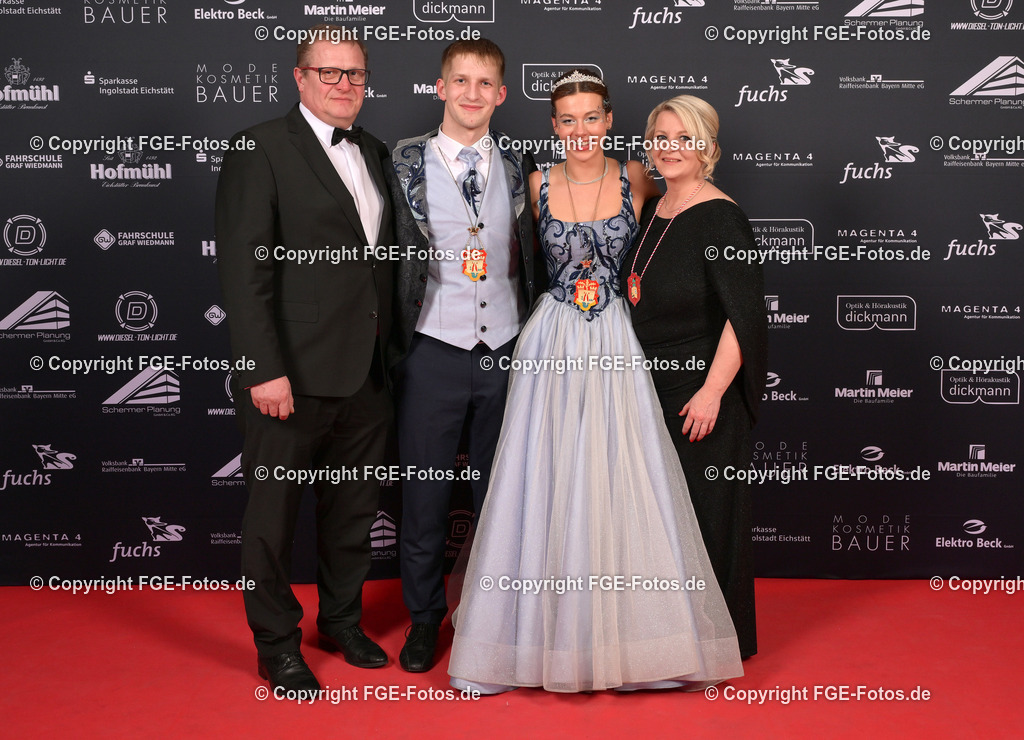 20250208-fge-hofball-0132 | Hofball der FGE am 08.02.2025 im Alten Stadttheater in Eichstätt. - Realisiert mit Pictrs.com