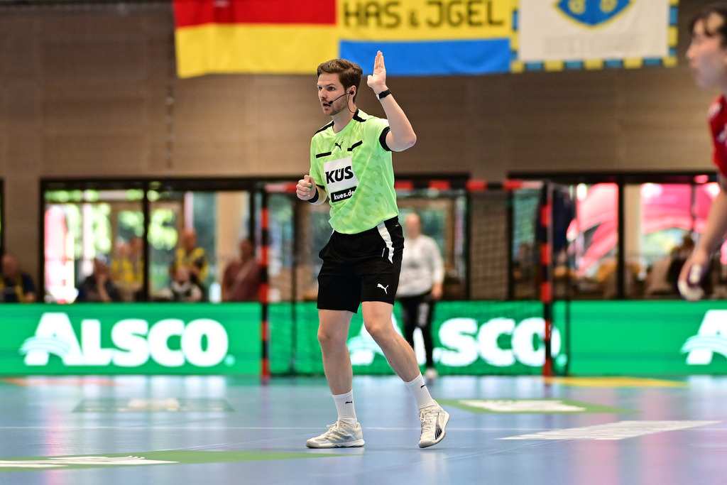 Handball I Frauen I Saison 2025-2026 I 1. HBF I 2. Spieltag I Buxtehuder SV - Thüringer SV | Der Sportfotograf. - Realisiert mit Pictrs.com