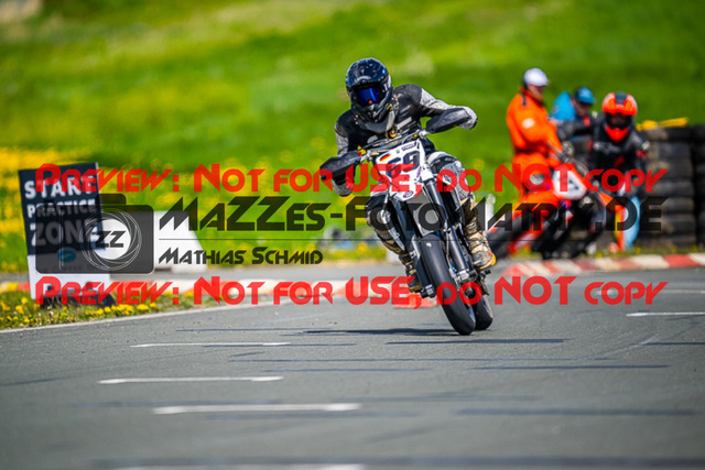 MaZZes_FotoMatrix_230506_5383 | S4