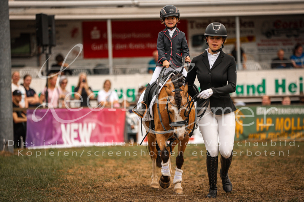 01.SoFZ00134 | Leoni Ertmer Photography - Realisiert mit Pictrs.com