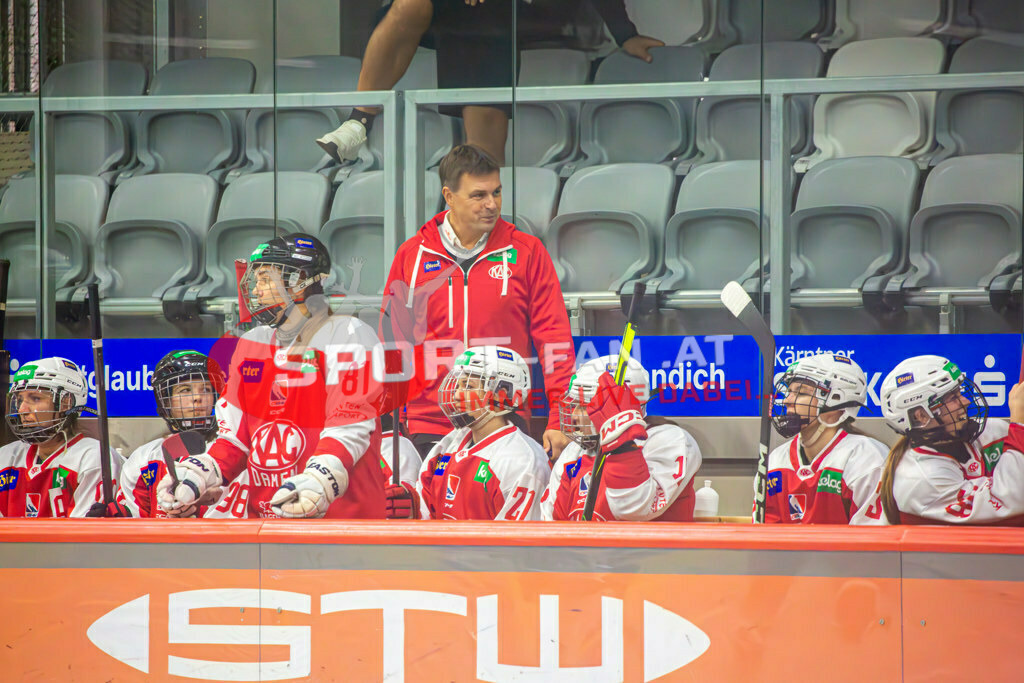 Eishockey DEBL 2023/24 | Eishockey DEBL 2023/24, KAC Frauen - Villach Lady Hawks am 27.09.2023 in Klagenfurt (Heidi Horten Arena), Austria, (Photo by Ernst Krawagner sport-fan.at) - Realisiert mit Pictrs.com