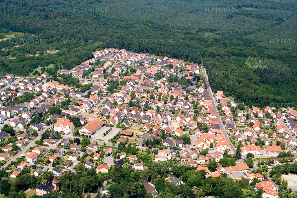 Luftbild: Hatzenbühler Straße in Jockgrim im Bundesland Rheinland-Pfalz in Deutschland. Foto: IMG_2897.jpg vom 18.06.2006 durch Werner Riehm/FLY-FOTO.de