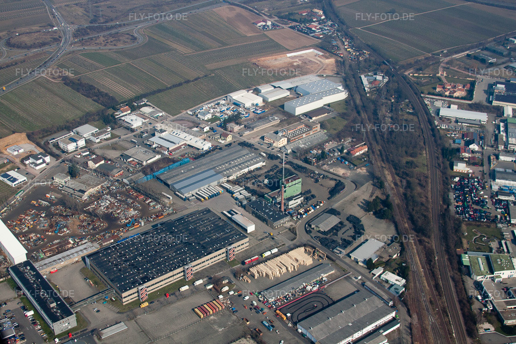 Luftbild: Industriegebiet Im Justus, Im Grein in Landau in der Pfalz im Bundesland Rheinland-Pfalz in Deutschland. Foto: IMG_37690.jpg vom 05.03.2011 durch Werner Riehm/FLY-FOTO.de