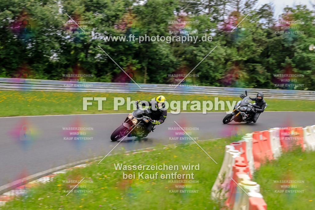 VBK-6976 | Hier findet Ihr Bilder von Touristenfahrten auf der Nürburgring Nordschleife oder von anderen Veranstaltungen die ich besucht habe. Viel Spass beim Durch Schauen 