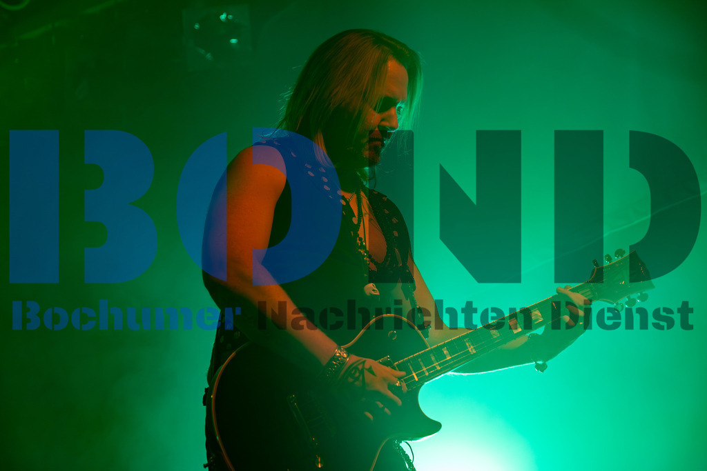 SES_NURDIO20250102-59 | bond - Realisiert mit Pictrs.com