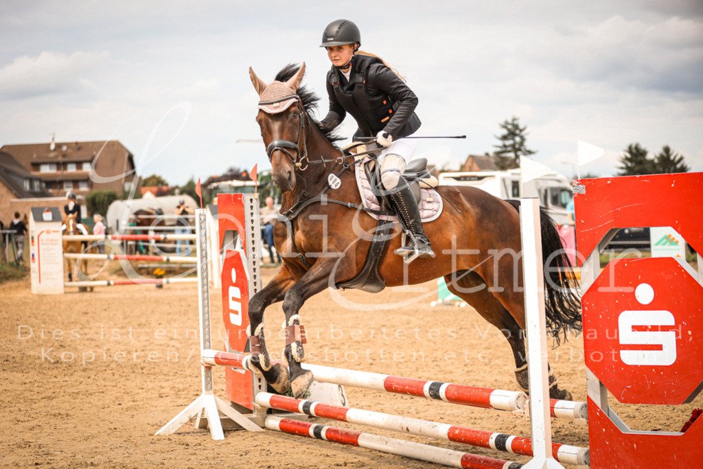 06.SoSpWB00159 | Leoni Ertmer Photography - Realisiert mit Pictrs.com